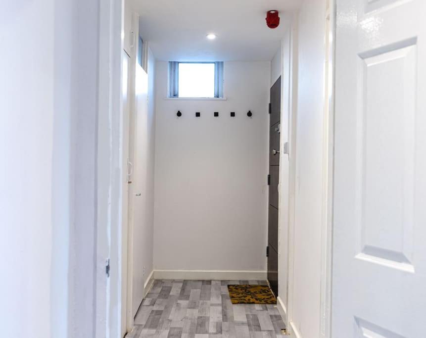 Ferienwohnung 2 Bed With Free Parking London Exterior foto